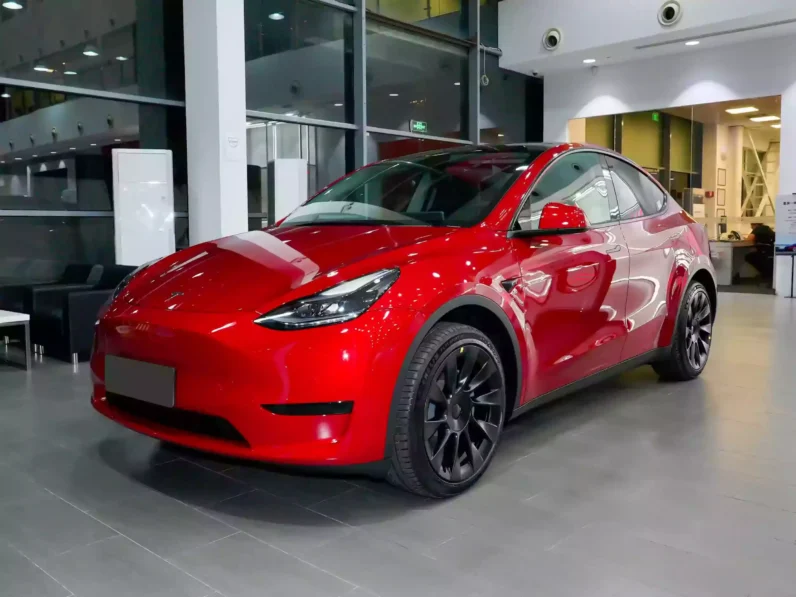 Imgi 3 Tesla Model Y 2023 appearance