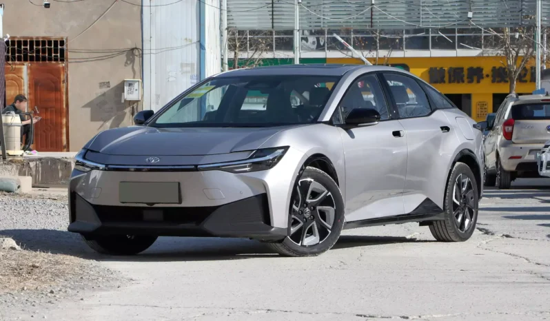 Imgi 3 Toyota bZ3 2024 appearance