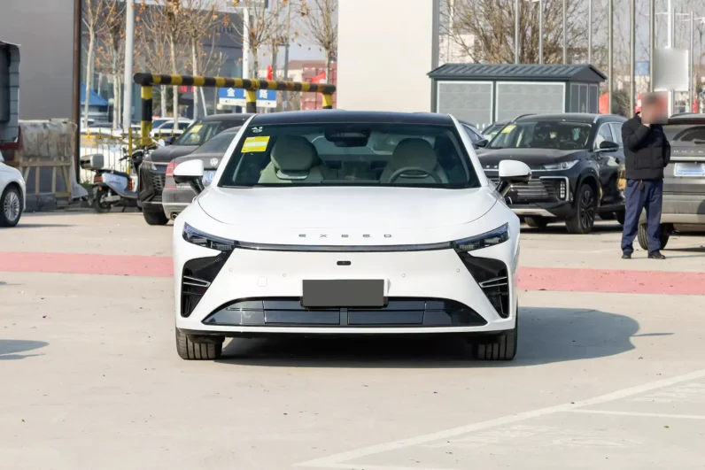 
								EXEED Sterra ES full									