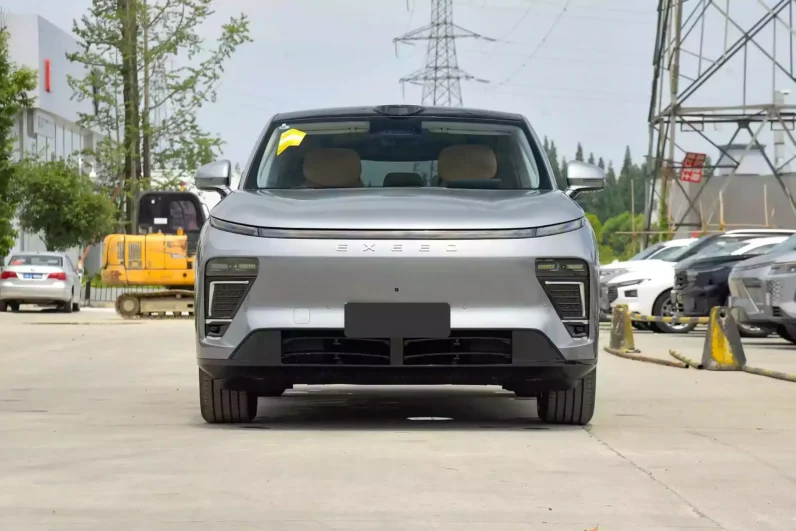 
								EXEED Sterra ET full									