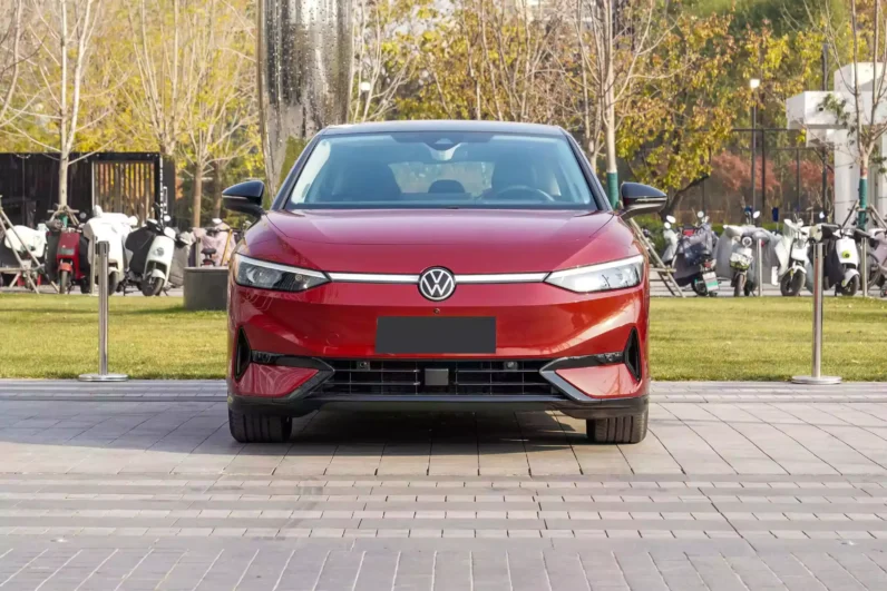 
								Volkswagen ID.7 VIZZION full									