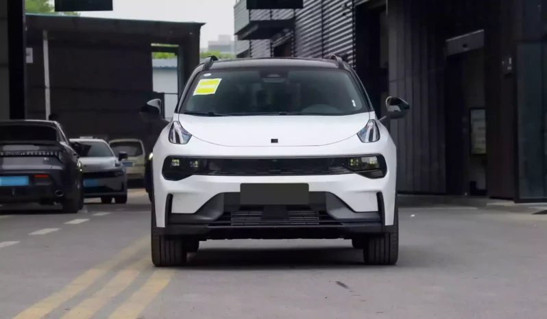 
								Lynk & Co 01 full									