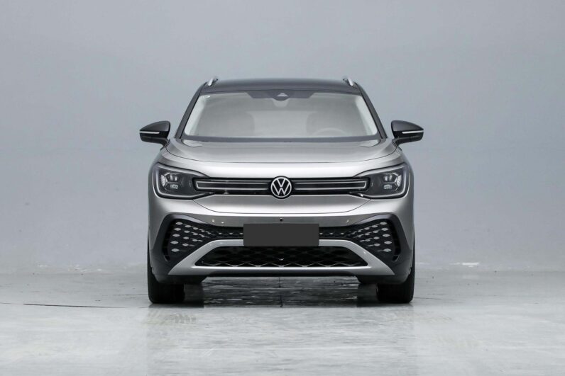 
								Volkswagen ID.6 CROZZ full									