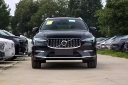 
										Volvo XC60 PHEV full									