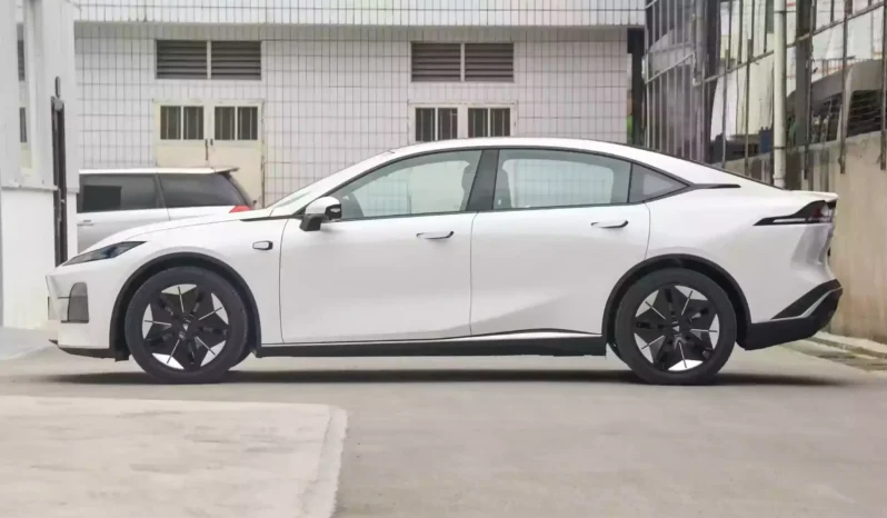 
								Changan DEEPAL SL03 EV full									