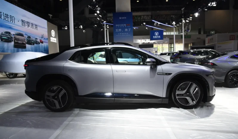 
								Changan Qiyuan E07 (NEVO) full									