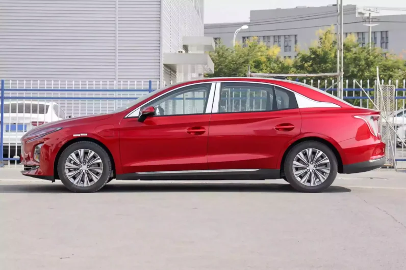 
								Hongqi E-QM5 full									