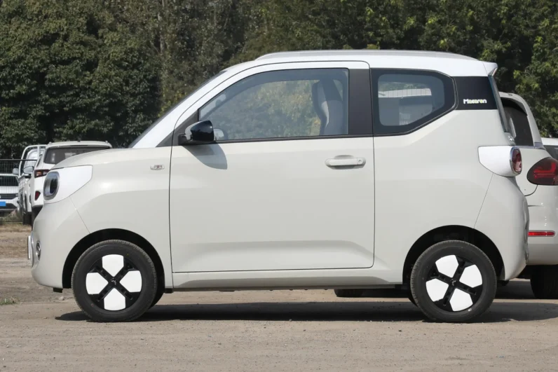 
								Wuling Hongguang MINI EV full									