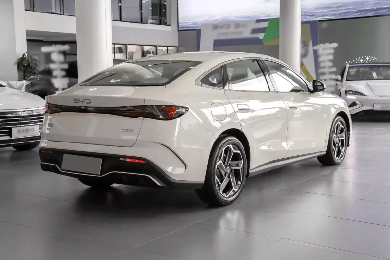 
								BYD Seal 06 DM-i full									