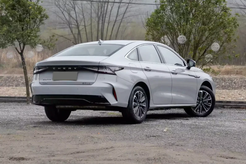 
								Chery Fulwin A8 full									