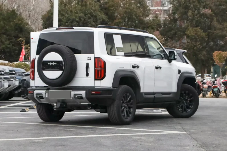 
								Fangchengbao Bao 5 (BYD Leopard 5) full									