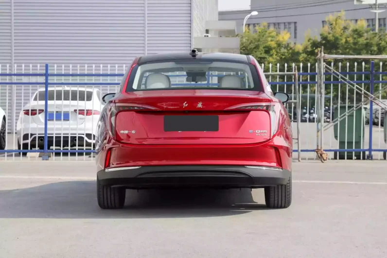 
								Hongqi E-QM5 full									