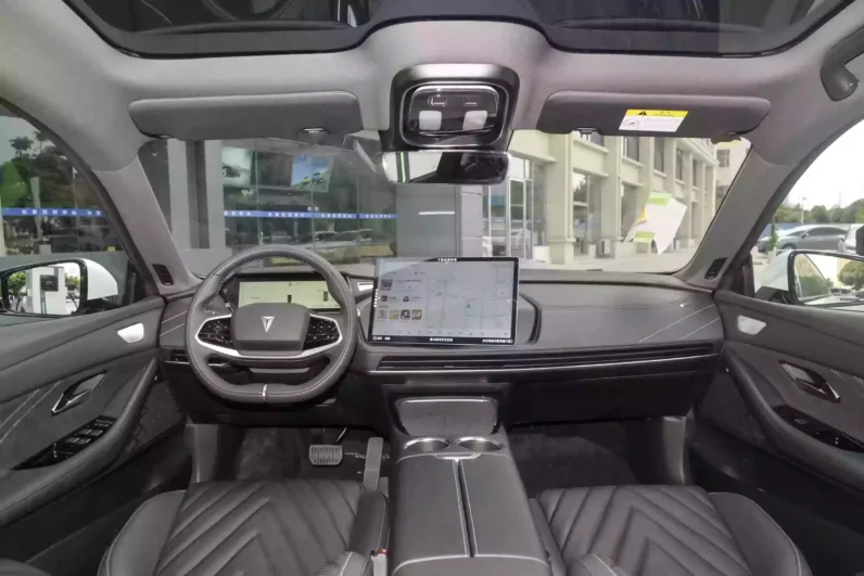 
								Changan DEEPAL SL03 EV full									