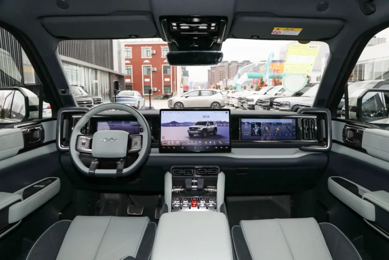 
								Fangchengbao Bao 5 (BYD Leopard 5) full									