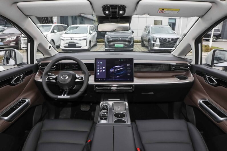 
								GAC Trumpchi E8 PHEV full									