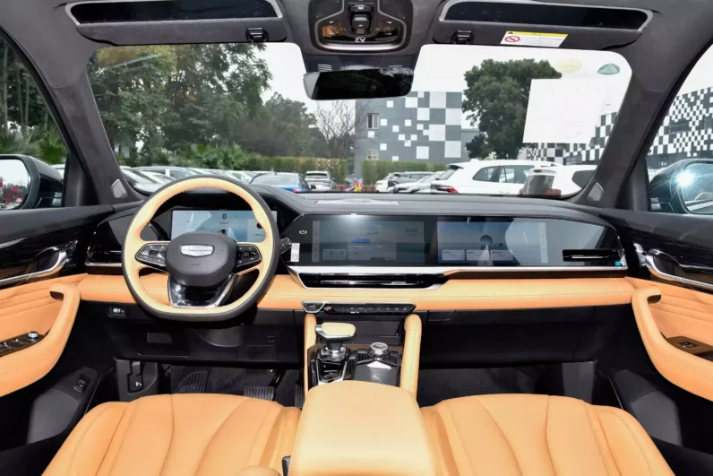 
								Geely Monjaro Zhiqing full									