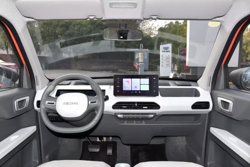 
								Geely Panda full									
