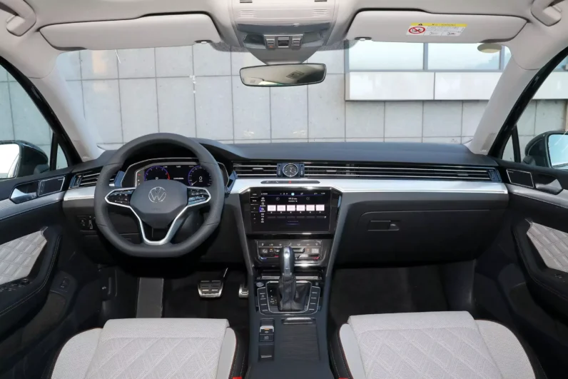 
								Volkswagen Magotan 2026 full									