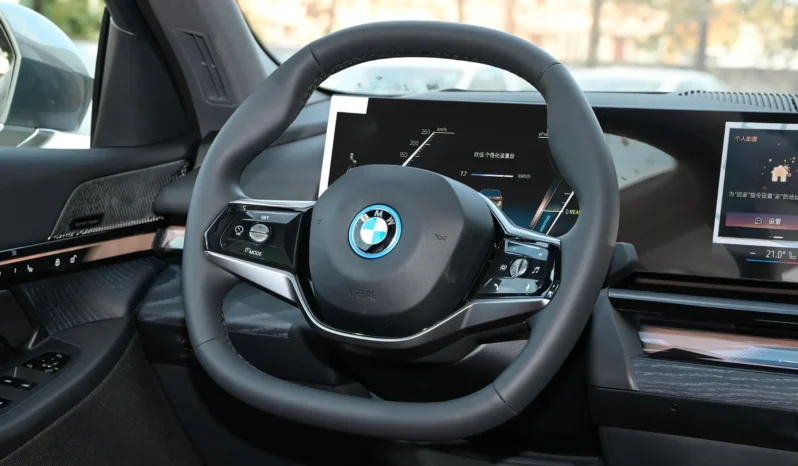 
								BMW i5 full									