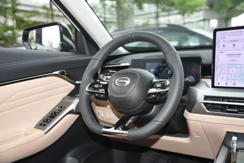 
								GAC Trumpchi GS4 full									