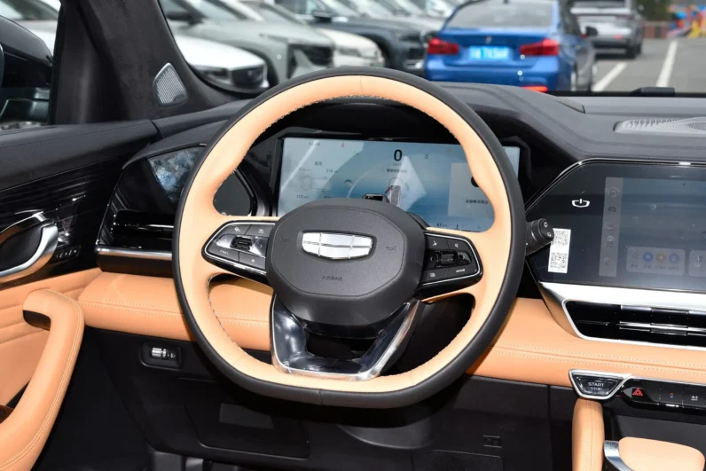 
								Geely Monjaro Zhiqing full									