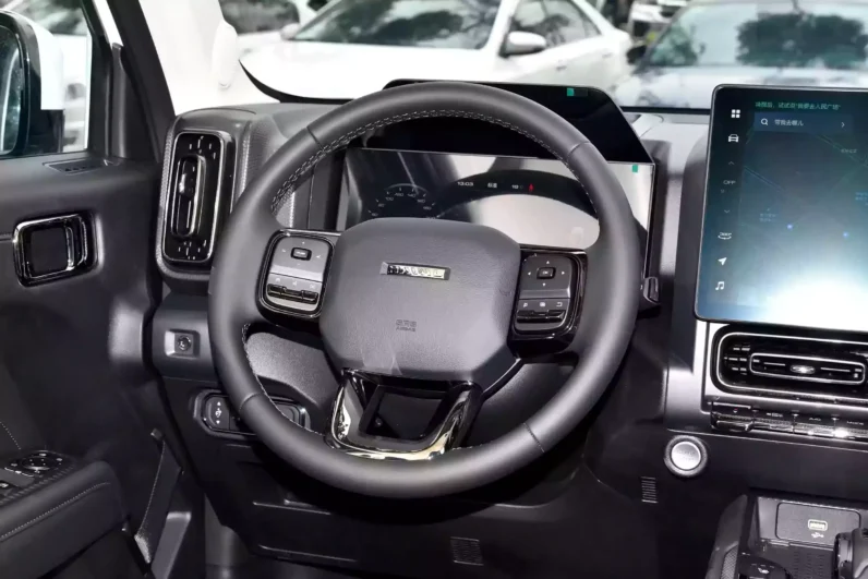 
								Haval Xiaolong Max full									