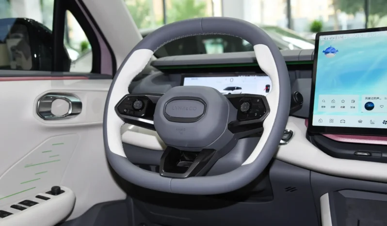 
								Lynk & Co 06 EM-P full									