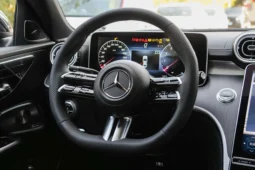 
										Mercedes-Benz C-Class full									