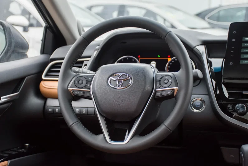 
								Toyota Camry 2026 full									