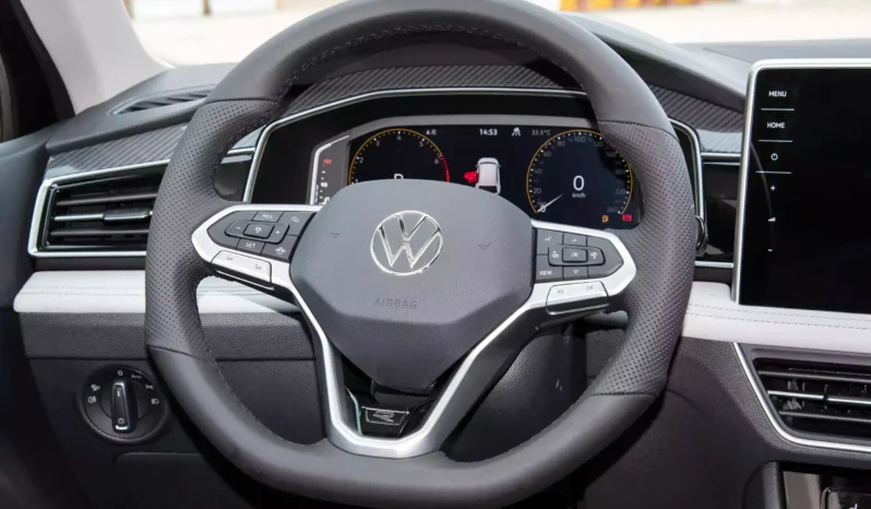 
								Volkswagen Tiguan L full									