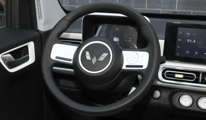 
								Wuling Hongguang MINI EV full									