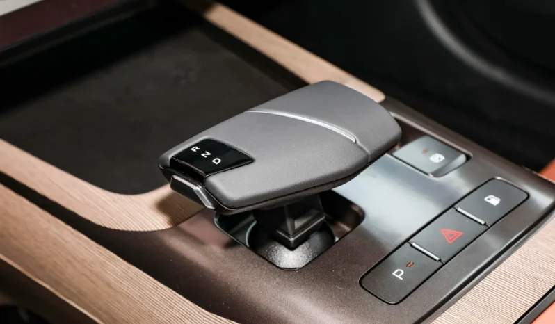 
								Changan Qiyuan A05 (NEVO) full									