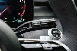 
										Mercedes-Benz C-Class full									