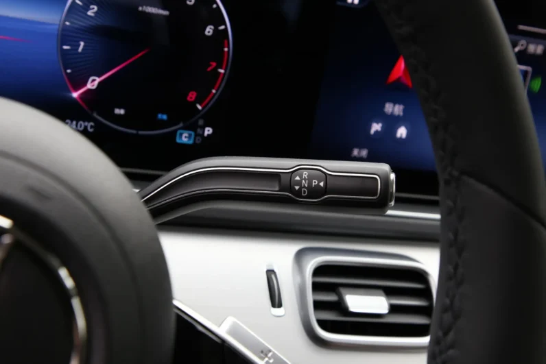 
								Mercedes-Benz GLE full									