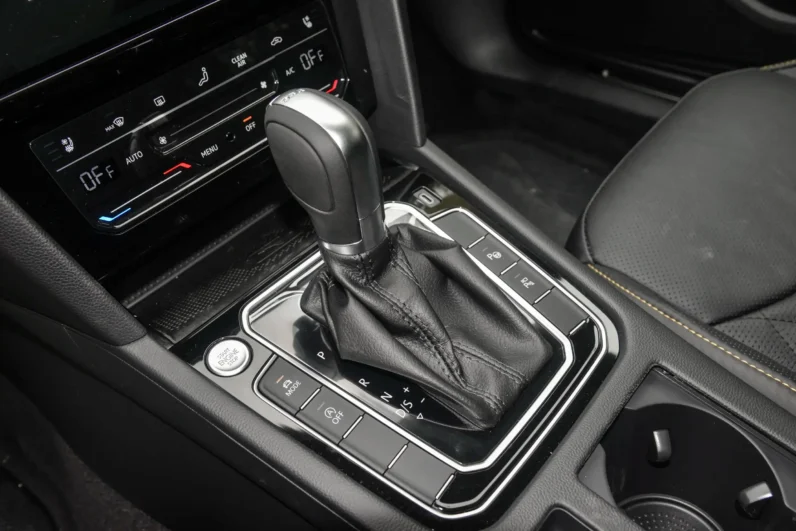 
								Volkswagen Arteon full									