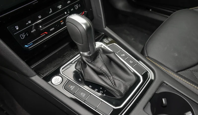 
								Volkswagen Arteon full									