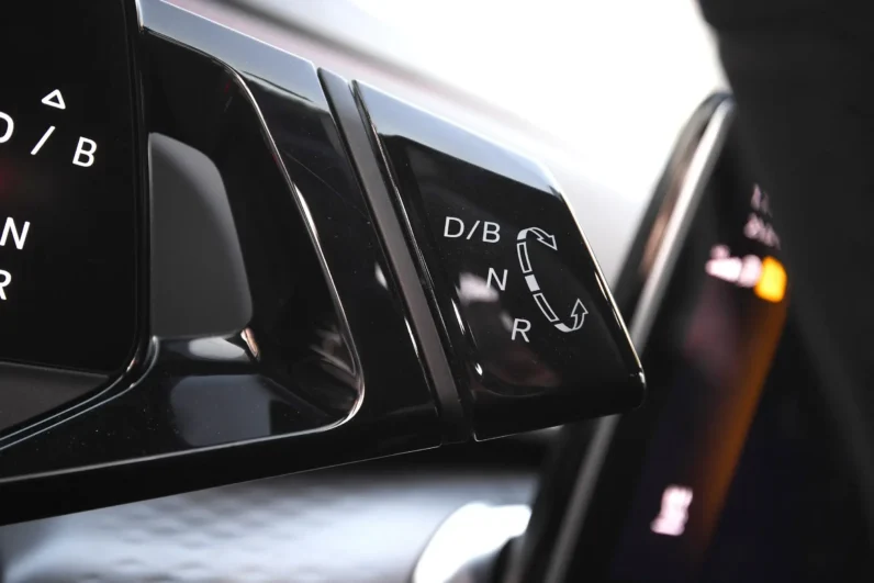 
								Volkswagen ID.4 CROZZ full									