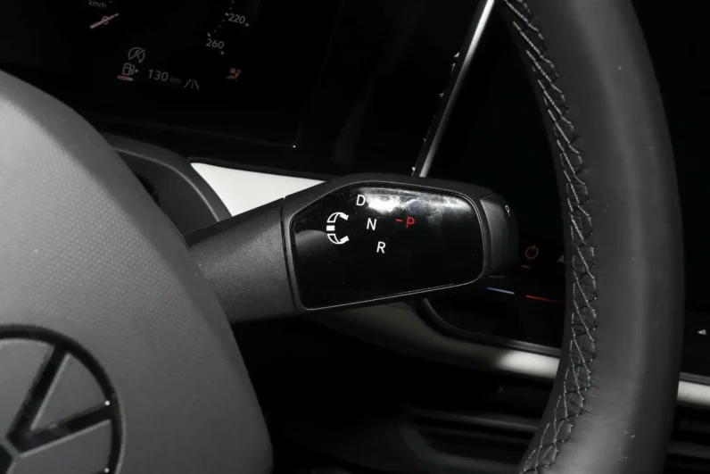 
								Volkswagen Magotan full									