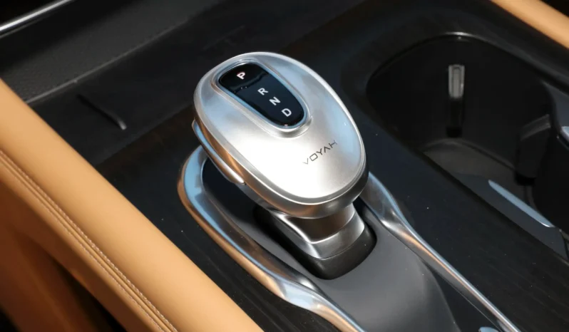 
								Voyah Dreamer PHEV full									